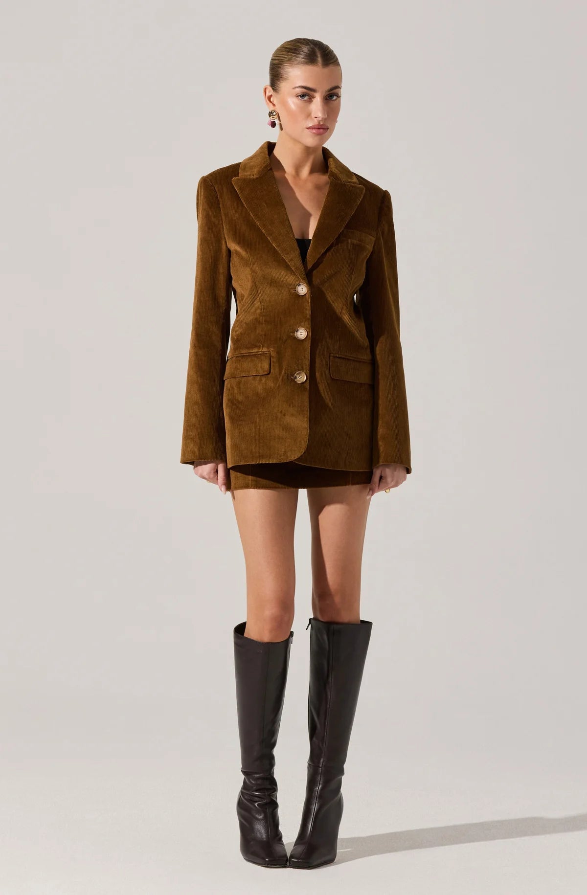 BOYFRIEND BLAZER