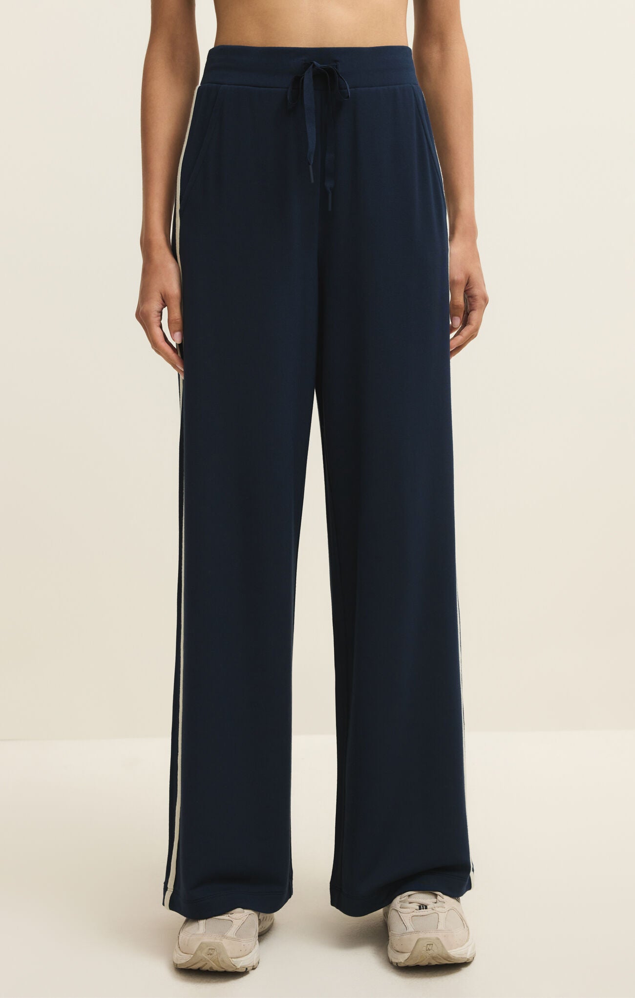 LAYOVER TRACK PANT