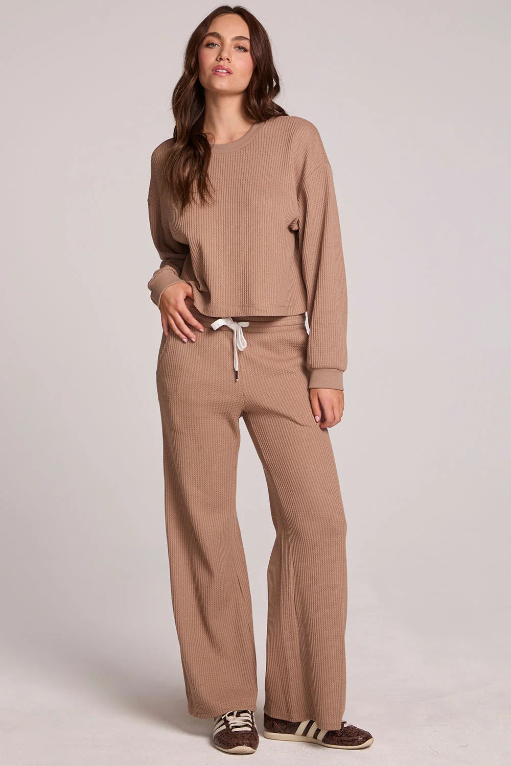 SUZZANS SWEATSHIRT