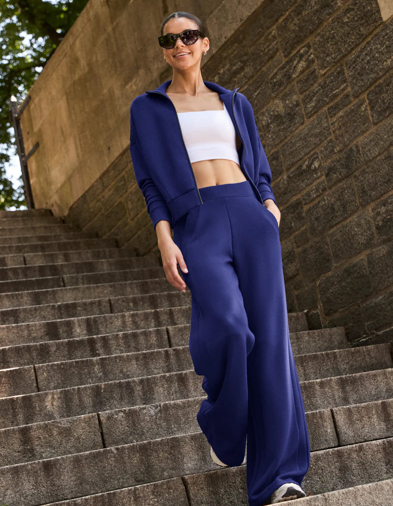 AIRESSENTIALS WIDE LEG PANT