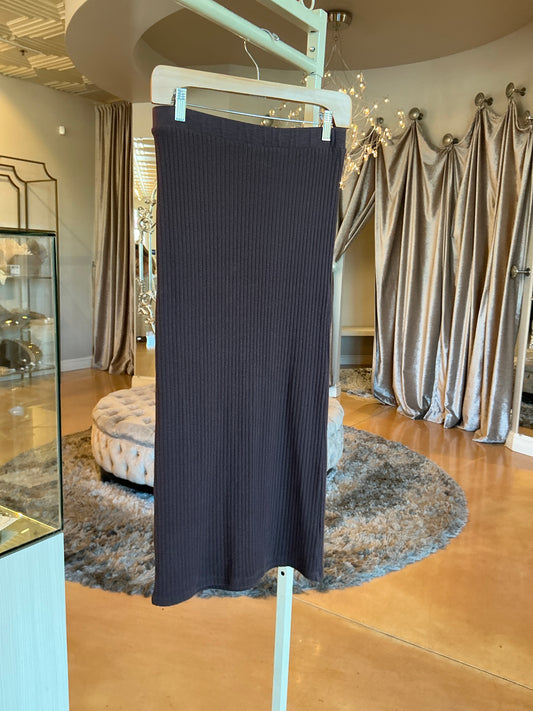 MIDI SKIRT