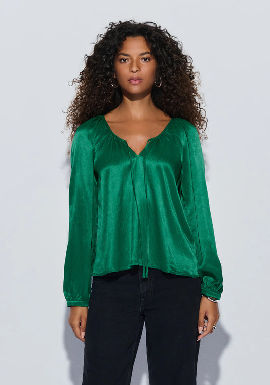 ELLIE TIE FRONT TOP