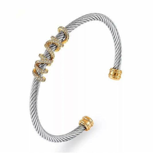 Stella cuff