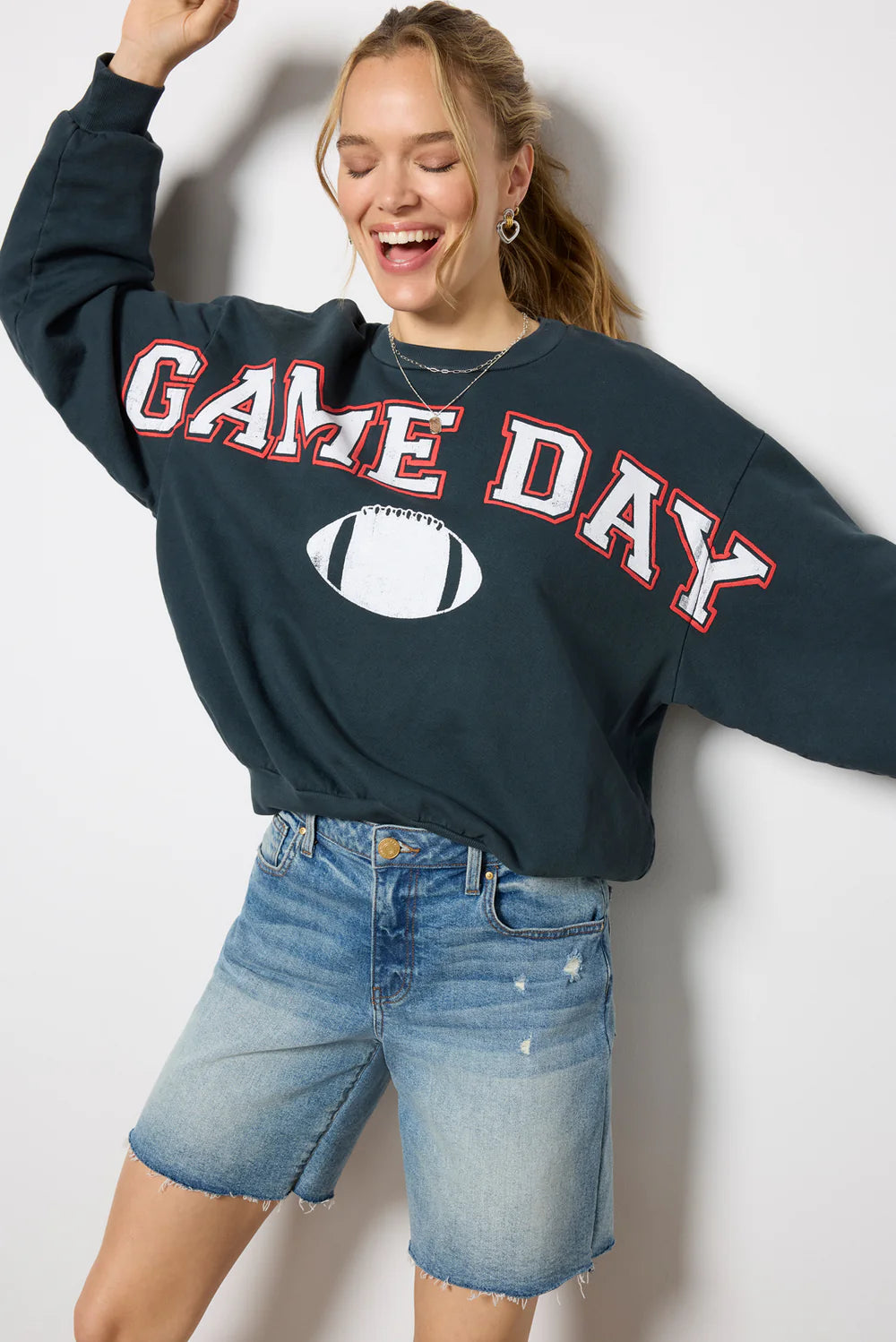 GAMEDAY CREW SWEATSHIRT
