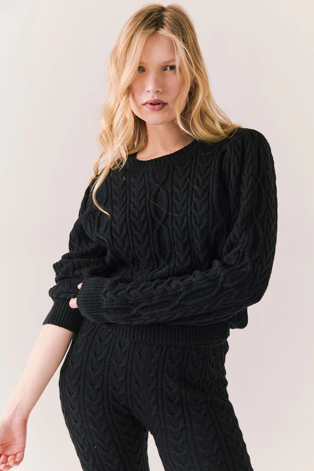 ANNIRA SWEATER