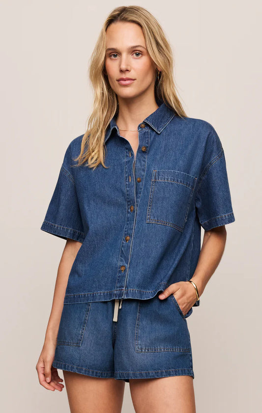 EVERYDAY DENIM BUTTON UP