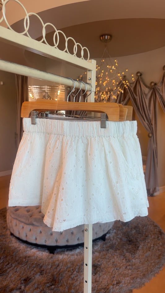 LINED EYELET SHORTS