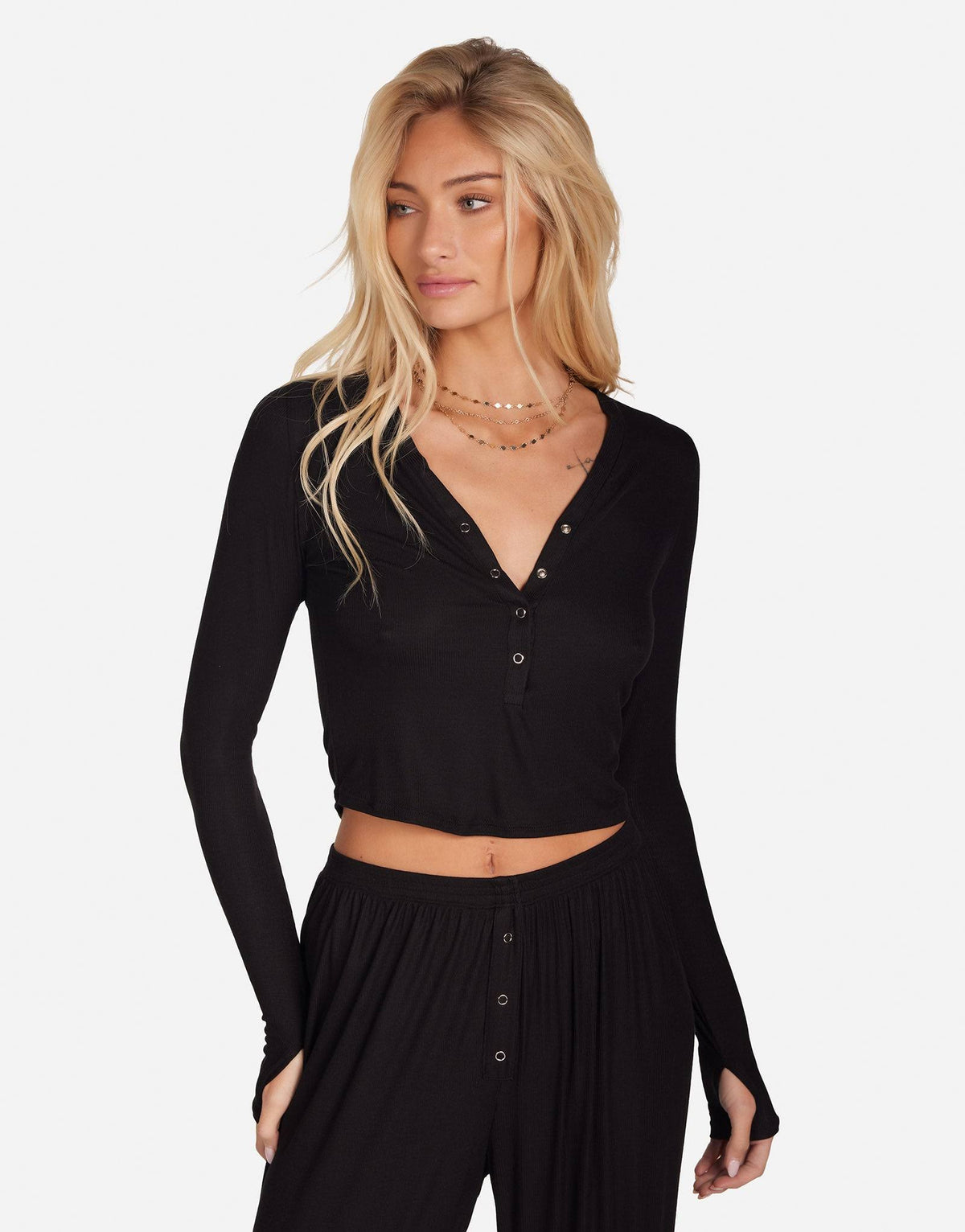 FREMONT- DEEP V SNAP HENLEY