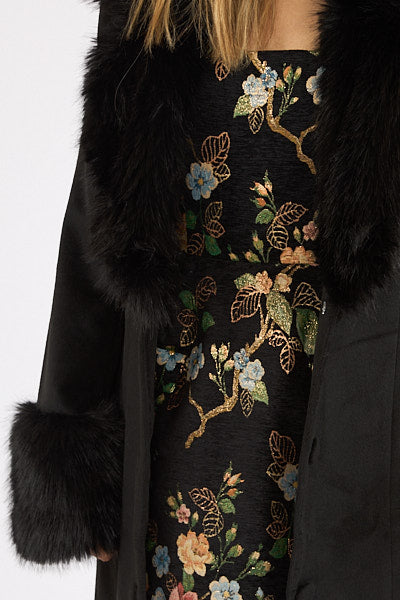 CHECKROOM COAT