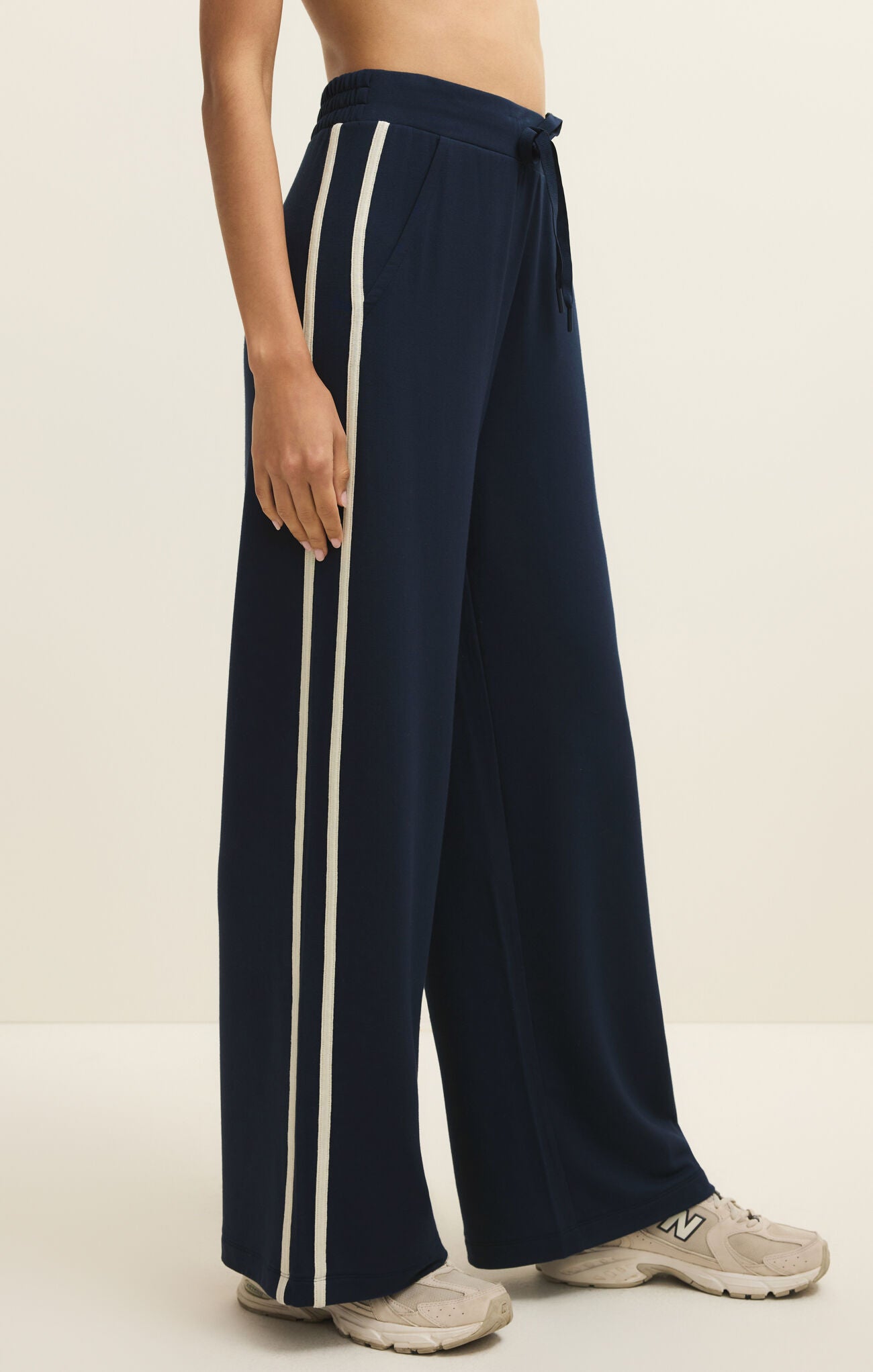 LAYOVER TRACK PANT