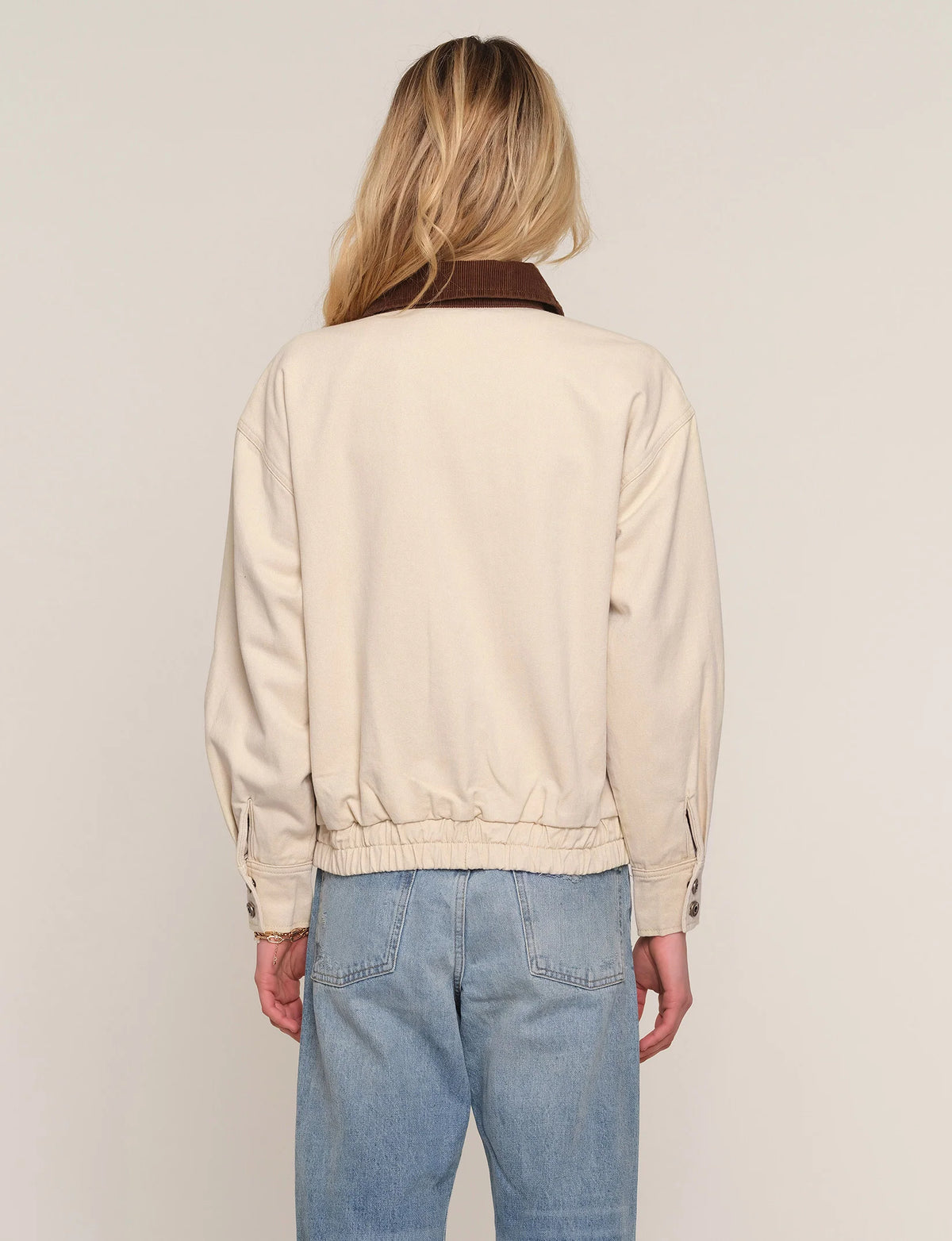HALLI JACKET