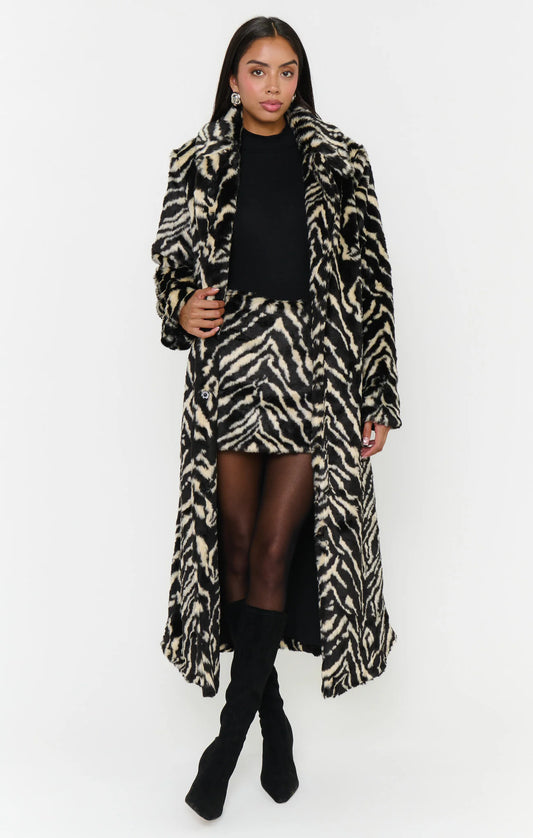 MISS CINDY OVERCOAT
